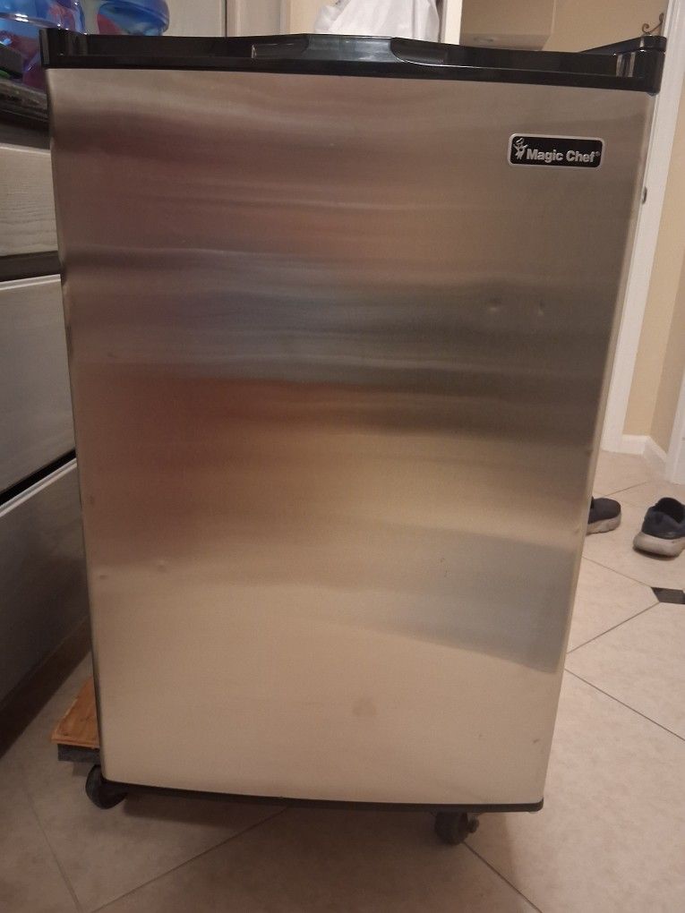 Mini FREEZER