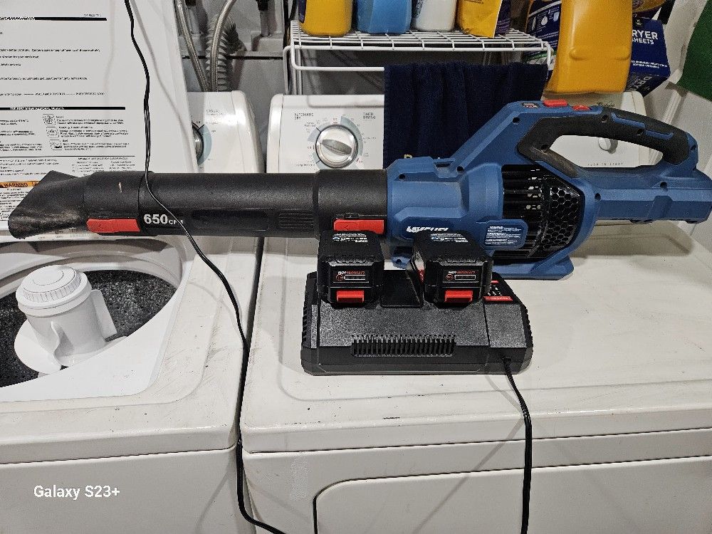 Leaf Blower
