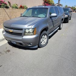 2007 Chevy Suburban  Lt Macanic  Special 