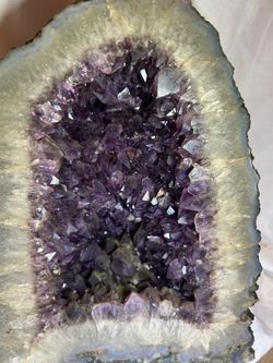 Amethys geode (Brazil)