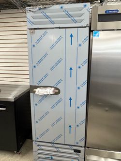Beverage Air commercial 1 door reach in refrigerator