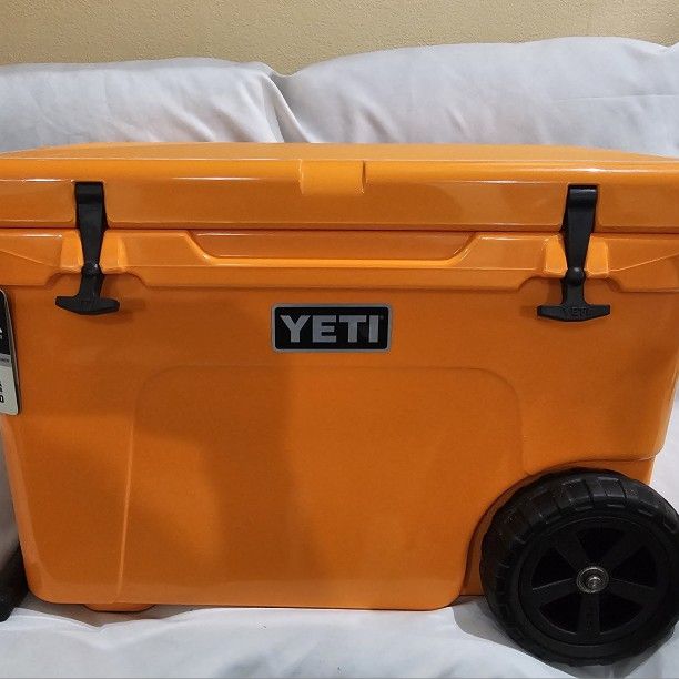 *NEW WITH TAG* YETI Tundra Haul Wheeled Cooler – Limited Edition King Crab Orange. $400