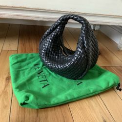 BOTTEGA VENNETA Limited Edition Handbag