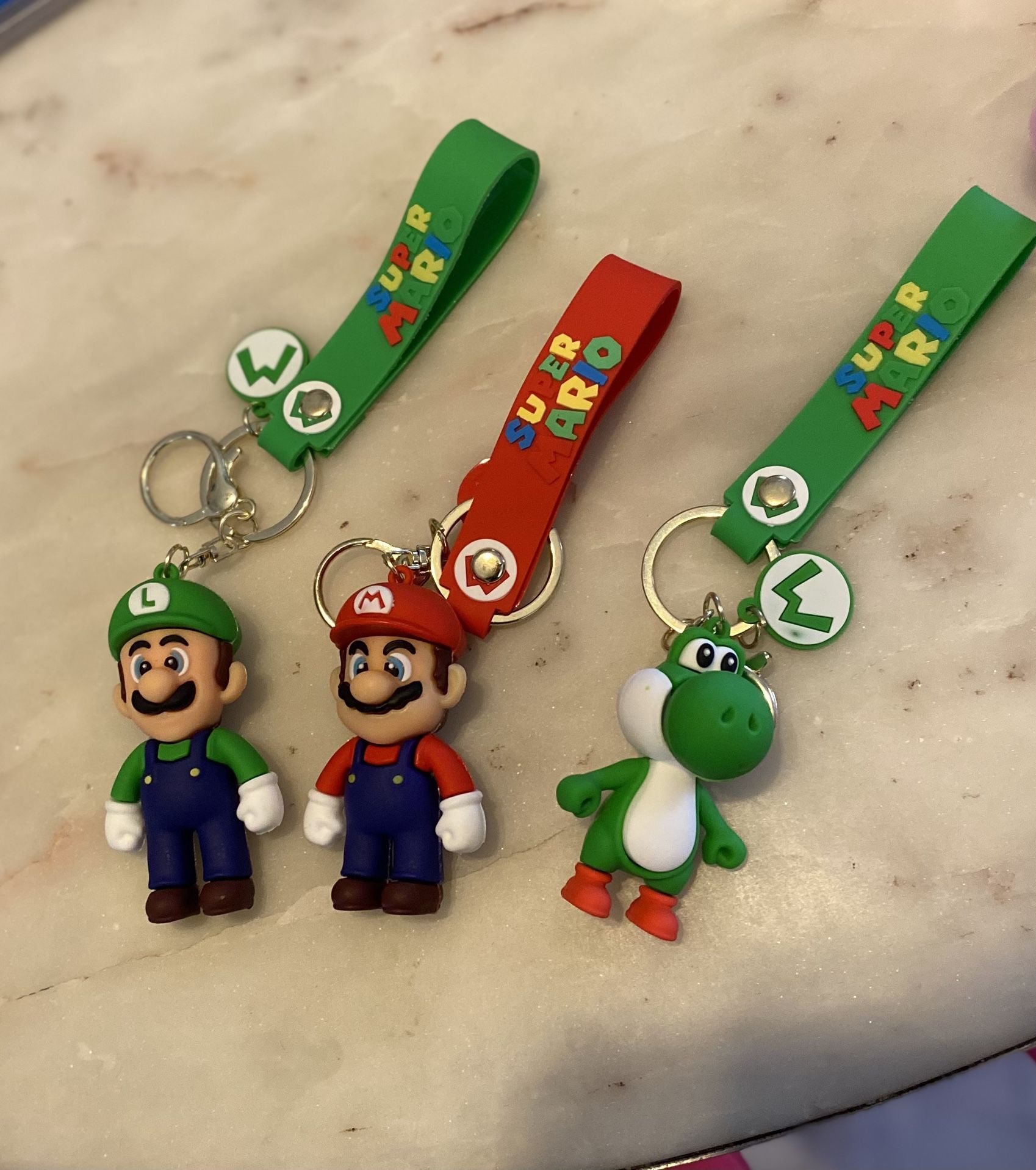 Super Mario Bros Keychain New!!