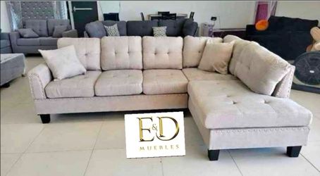 Beige Tufted Sectional Sofa with Chaise