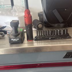 Snap-on 1/4 Drive Ratchet And Sockets