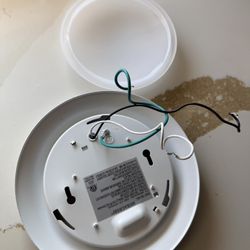 Surface Mount Disk Light