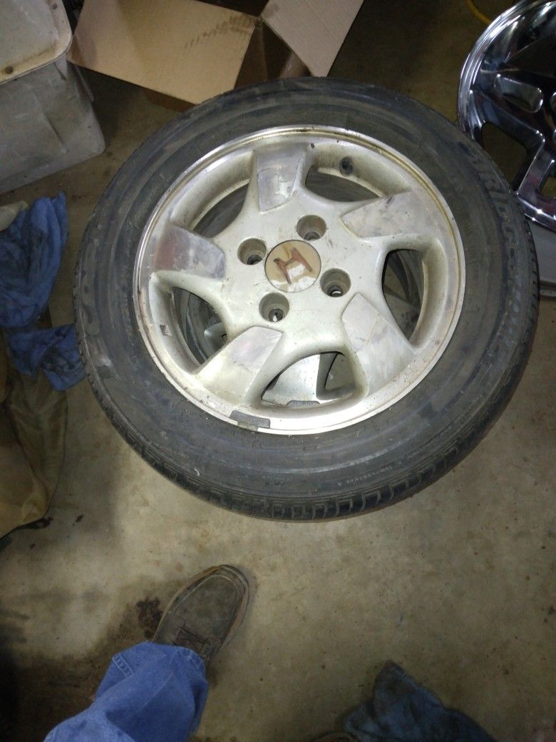98 To 02 Honda. Accord Alloy Rim 15 x 4 Lug