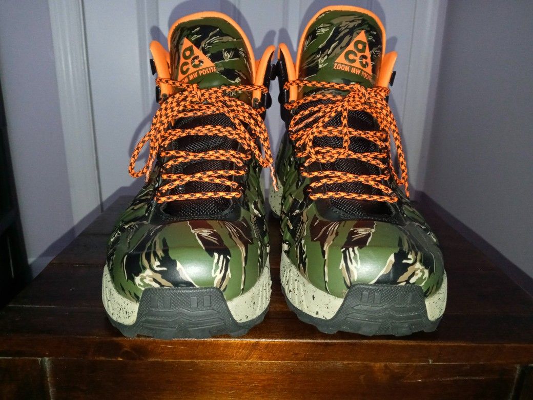 Nike ACG Foamposite Boots