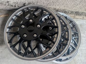 16" hubcaps. All 4 brand new. 10 bucks if you can. But if you can't then you can have them for free