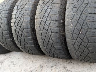 Chevrolet Tahoe Rims & Tires
