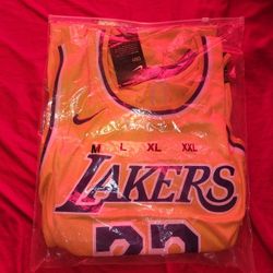 Nike Basketball  Lebron James #23 XL