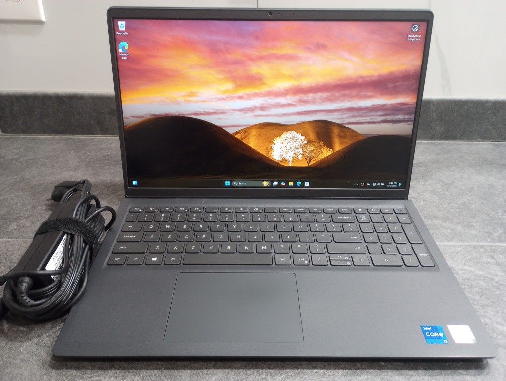 Dell Inspiron 15 Laptop Core I7 8GB Ram 256GB SSD Windows 11