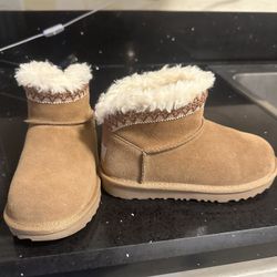 Youth Uggs