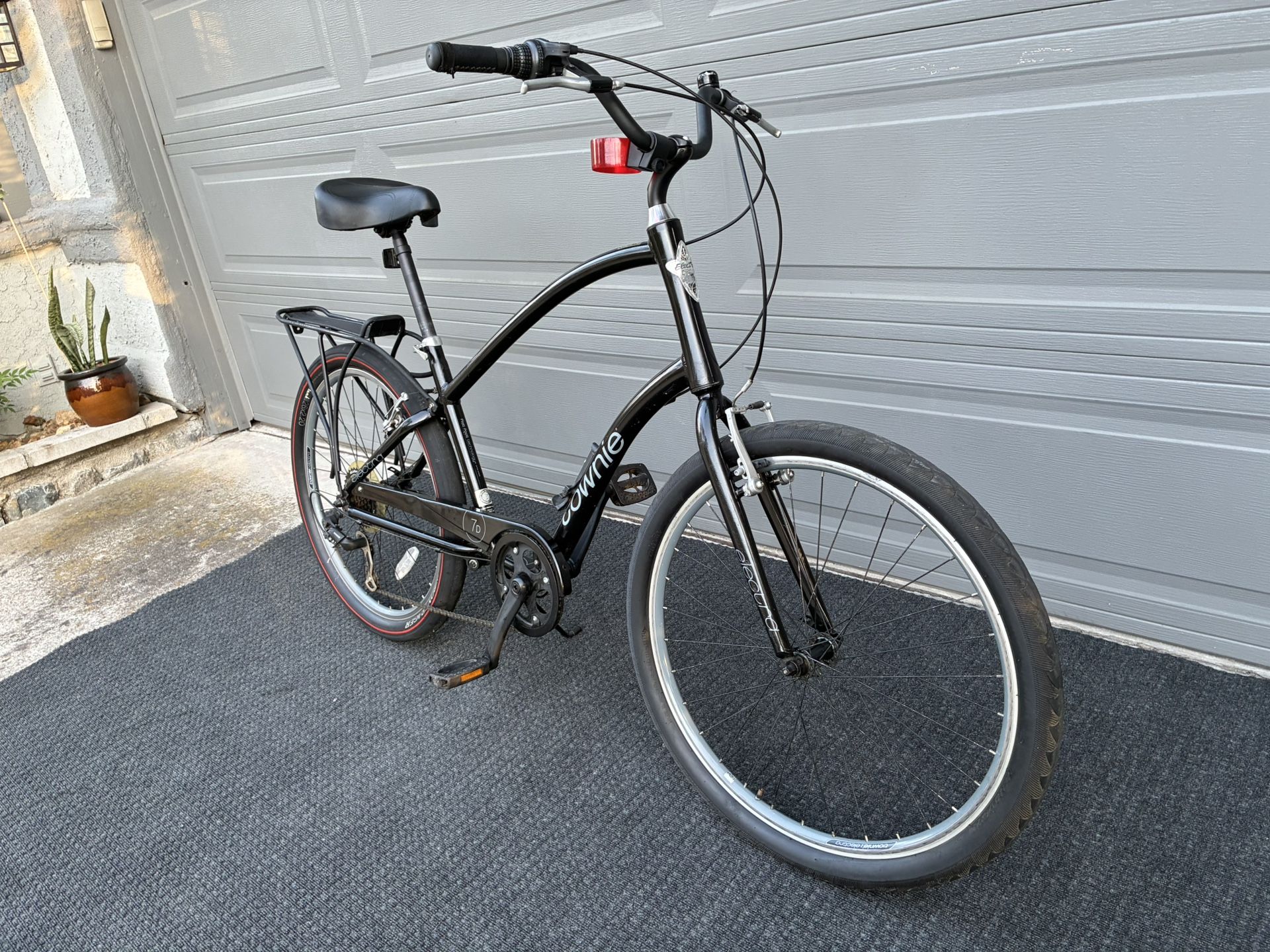 Trek Electra Townie 7 Speed  Large Size City Hybrid Bike  