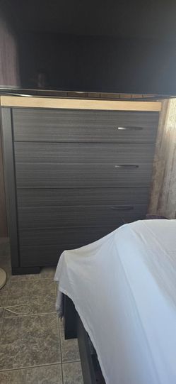King size bedroom set