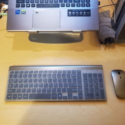Ultra Slim Mouse & Keboard With Clear Keyboard COVER