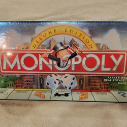 Monopoly Deluxe Edition Parker Brothers Real Estate Trading Game