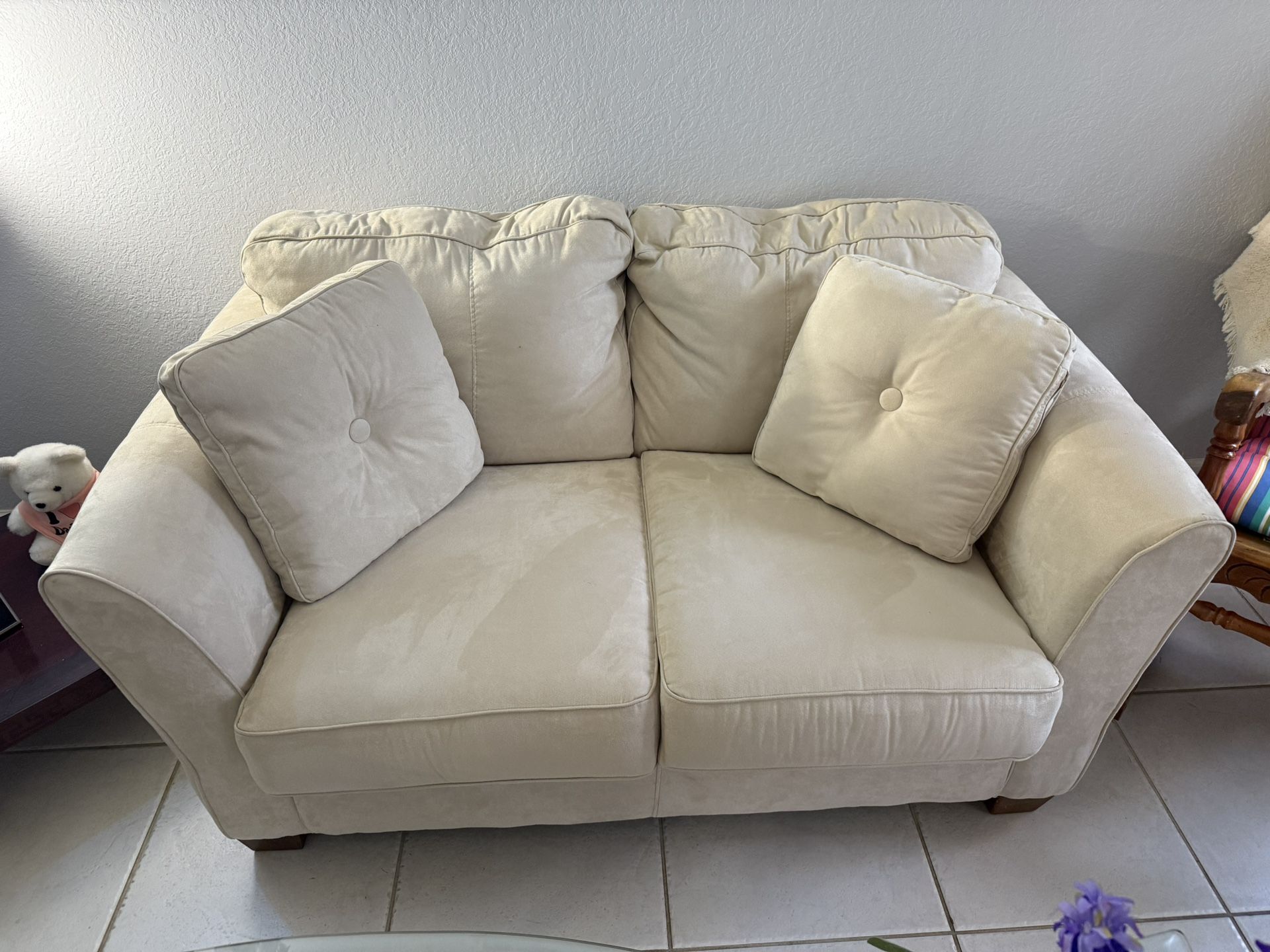 Loveseat and chair with table 