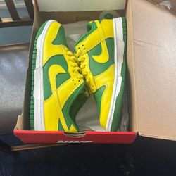 Brazil Dunks Size 9.5 New
