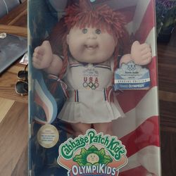 COLLECTABLE CABBAGE PATCH DOLL