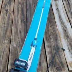 Makita 40V pole saw, battery, charger
