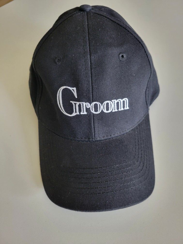 Groom's Hat