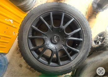 Tires with rims