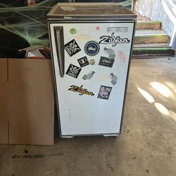 Brother Mini Fridge - Works Great