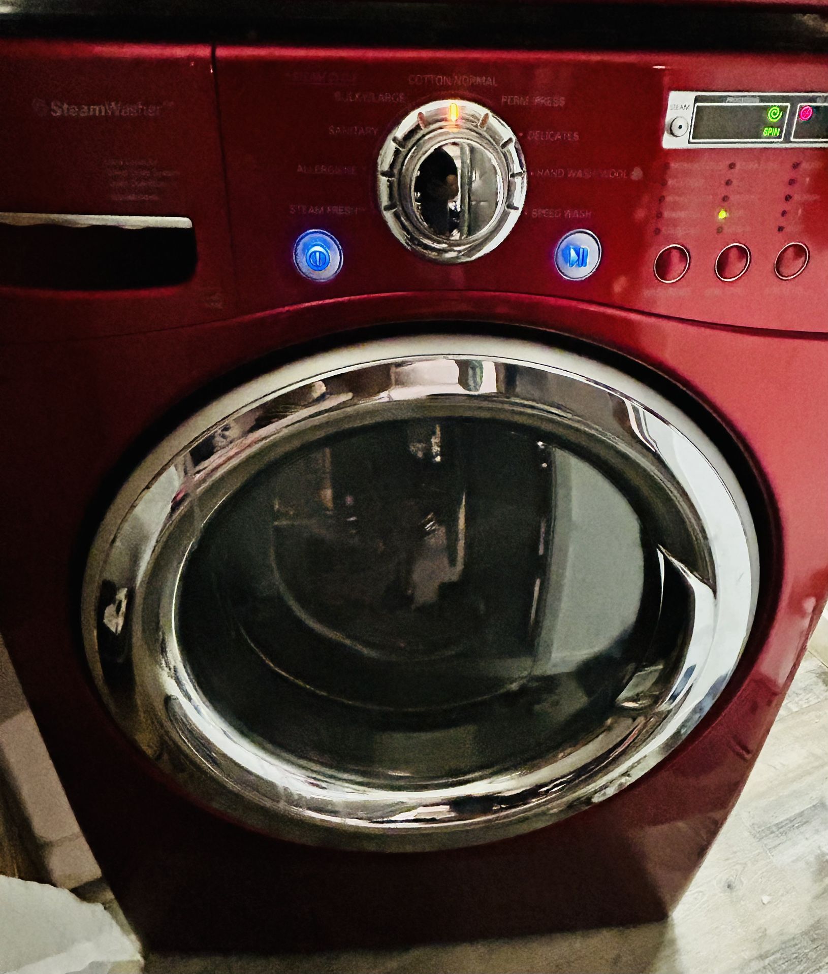 LG Washer And Dryer - Gas Dryer