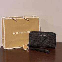 MICHAEL KORS Black Logo Wallet 
