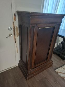 Vintage Wooden Bar Cabinet / Liquor Cabinet – Large & Heavy