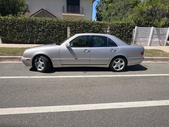 2002 Mercedes-Benz E-Class