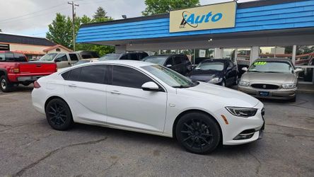 2018 Buick Regal Sportback