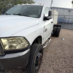 2011 5500 RAM Open Chassis 5th Wheel Money Maker