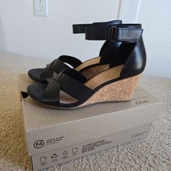 New In Box Clarks Margee Gracie Leather Sandals