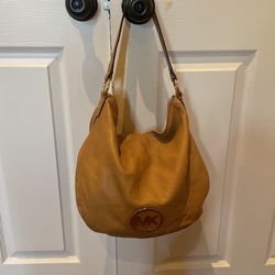 MICHAEL KORS  Leather Hobo Bag Caramel