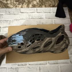 Adidas Foam Runner Size 11