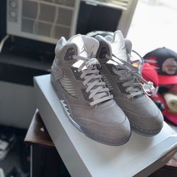 Jordan wolf grey 5s sz 11