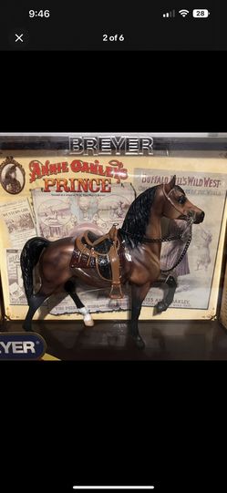 Breyer 2002 Tractor Supply Company Exclusive No 300304 Annie Oakley's Prince 1:9 Thumbnail