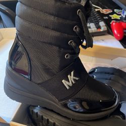 Brand New MK Boots Size 1