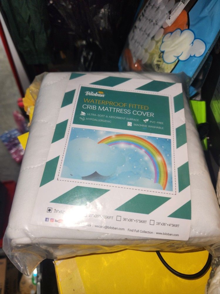 Biloban Waterproof Fitted Crib Mattress Cover 