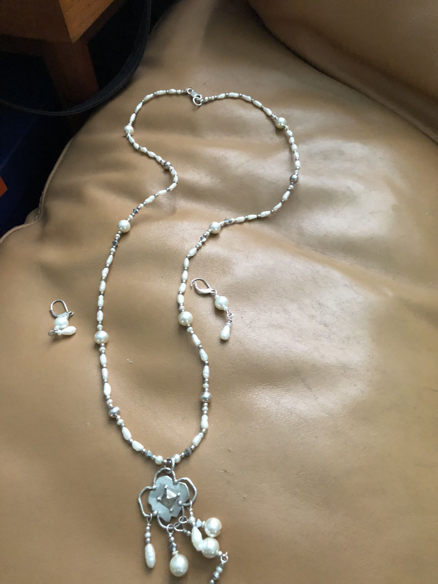 White Pearl Silver Necklace Set