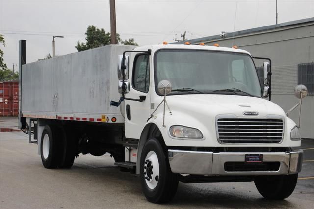 2018 Freightliner M2 106