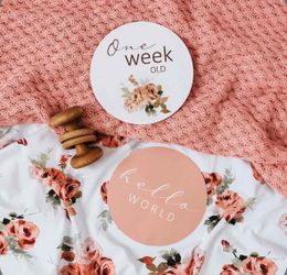 Reversible milestone card set