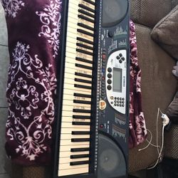 Yamaha PSR-270 Keyboard 