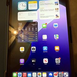 iPad Air 11 Inch 128 GB From ATT