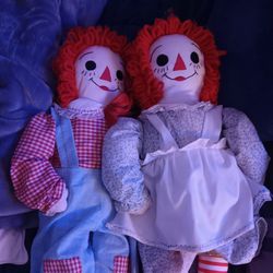 Antique Dolls / Raggedy ann