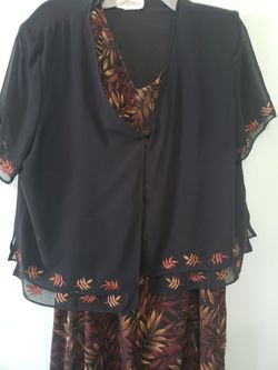 Women's size 18 Fall Leaves Black Dress