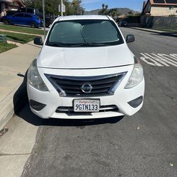 2015 Nissan Versa